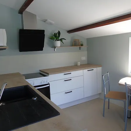 Holiday home Maison Paisible *